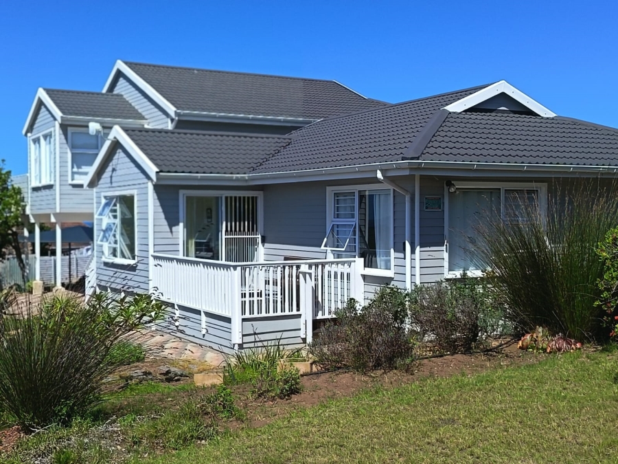 4 Bedroom Property for Sale in Bergsig Western Cape